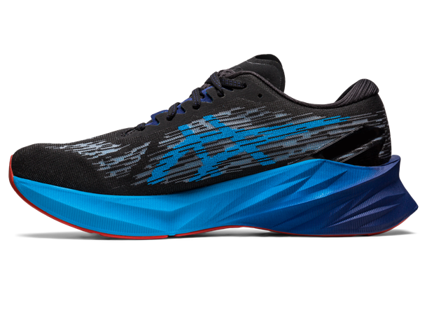 Asics Herre Løpesko Novablast 3 44,5 Lett mengdetreningssko Blk/IslandBlue