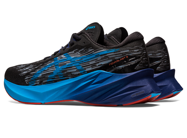 Asics Herre Løpesko Novablast 3 44,5 Lett mengdetreningssko Blk/IslandBlue