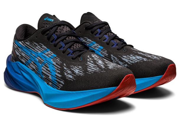 Asics Herre Løpesko Novablast 3 44,5 Lett mengdetreningssko Blk/IslandBlue