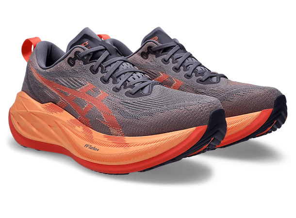 Asics Superblast 2 Løpesko 44 Fantastisk løpesko med god demping 
