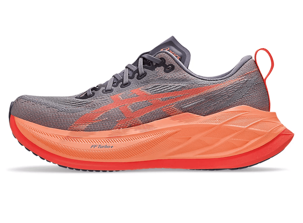 Asics Superblast 2 Løpesko 44 Fantastisk løpesko med god demping 