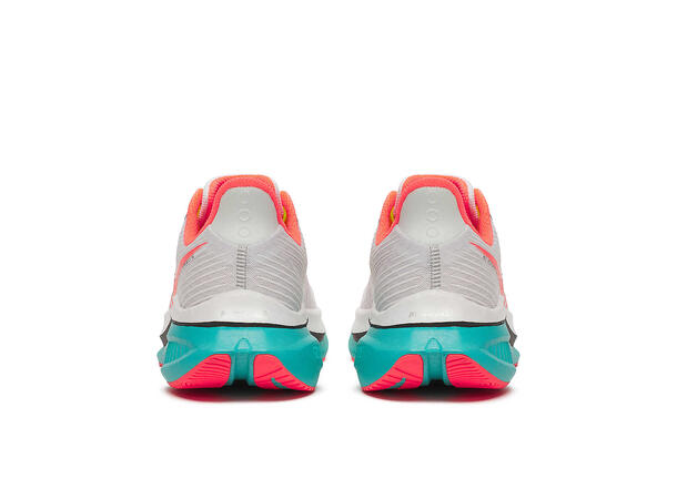 Saucony Løpesko W Endorphin Speed 5  39 Allsidig allrounder til dame - Wh/Mu 