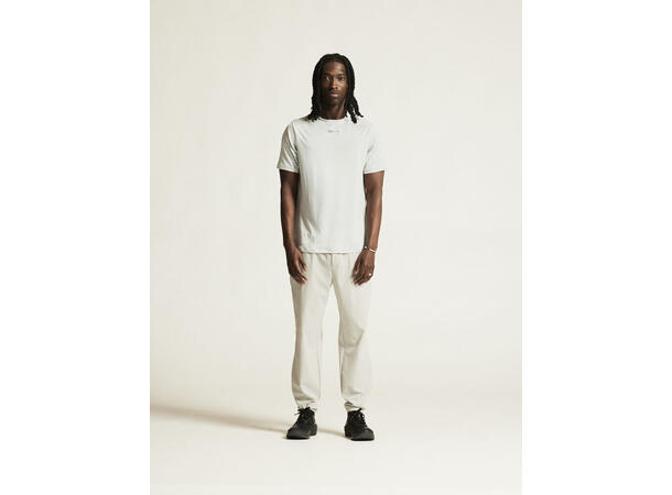 Craft M Trøye SS Adv Essence 2 XL Funksjonell trenings-t-skjorte - Cloud 