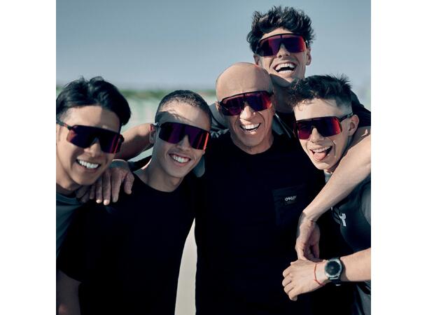 Oakley Sutro Lite Prizm Road Sportsbrille med godt synsfelt - MaBlack 