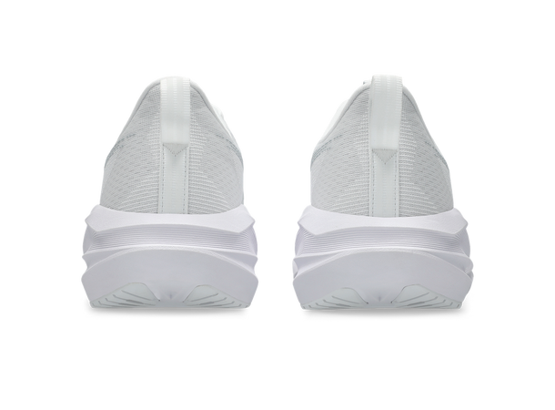 Asics Dame Løpesko Novablast 5 39,5 Allsidig løpesko med god demping - WhPi 