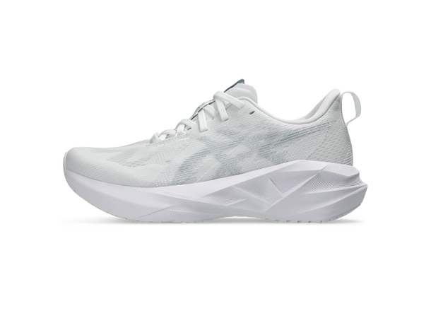 Asics Dame Løpesko Novablast 5 39,5 Allsidig løpesko med god demping - WhPi 