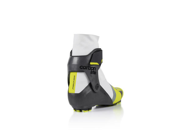 Fischer Dame Skisko Carbonlite Skate 41 Nyhet! Mindre vekt, bedre komfort 