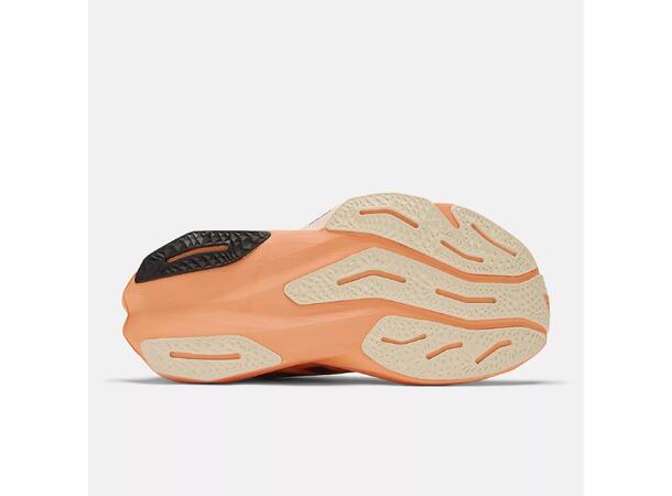 New Balance FuelCell Rebel v4 40 Lett sko til løping og hverdag - HoMa 