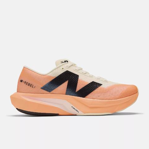 New Balance FuelCell Rebel v4 Lett sko til l&#248;ping og hverdag - HoMa