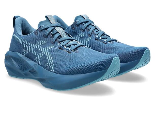 Asics Herre Løpesko Novablast 5 42,5 Allsidig allroundsko med god demping - W 