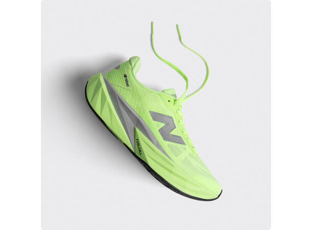 New Balance FuelCell Rebel v5 42,5 Lett og responsiv løpesko - MF 