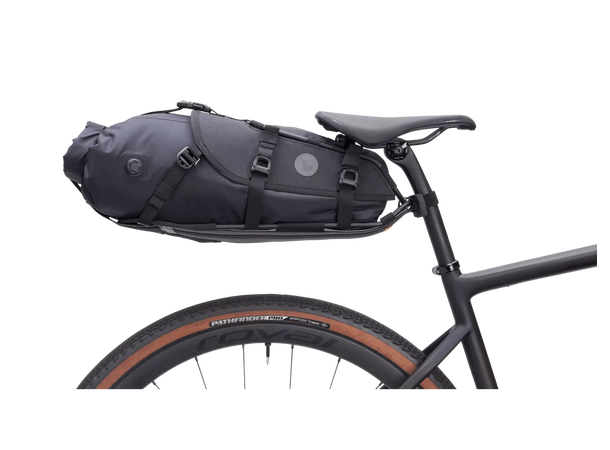Specialized x Fjällräven Seatbag 10L Perfekt for oppbevaring av ting og tang 