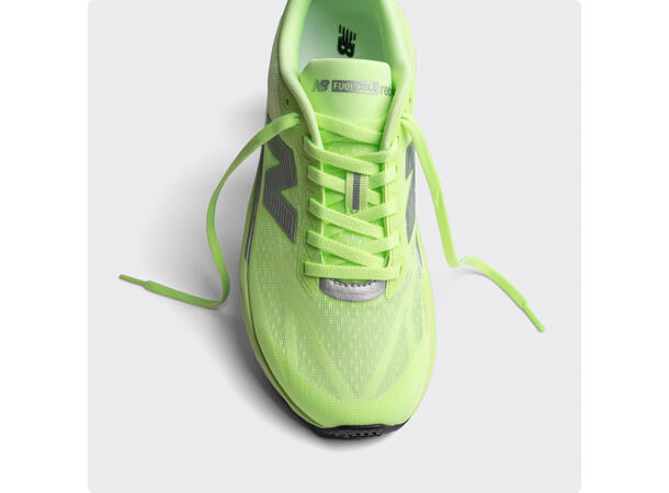 New Balance FuelCell Rebel v5 43 Lett og responsiv løpesko - MF 