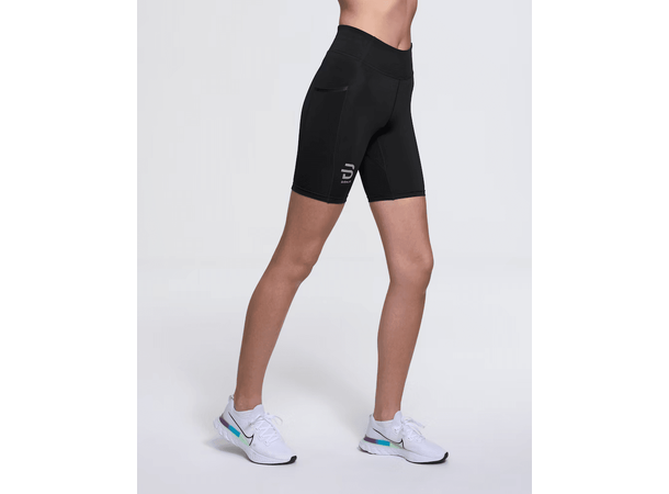 Dæhlie Dame Tights Achieve 7,5" XS Behagelig tights shorts til dame 