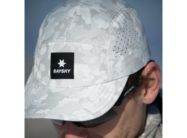 SAYSKY Caps Camo Combat 103 Lett og pustende løpecaps -  SAND AOP 